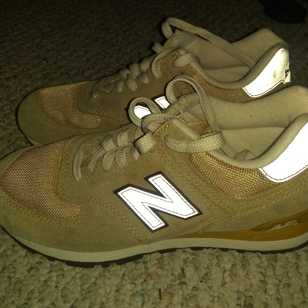 Women's New Balance Sneakers Shoes 8.5